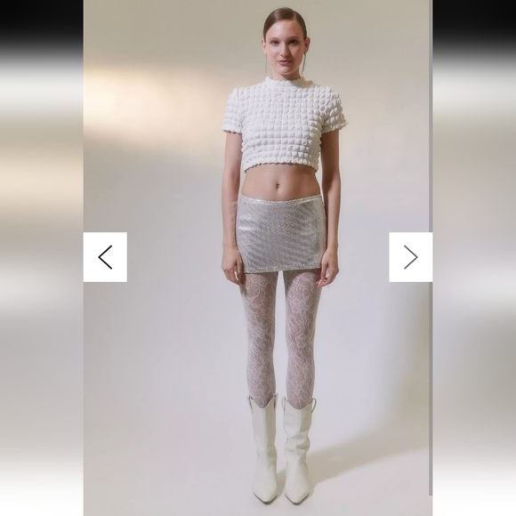 UO Paula Bubble Knit Mock Neck Top - Picture 3 of 9